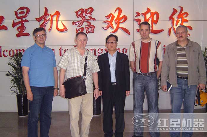 經過多家對比之后，客戶選擇紅星機器
