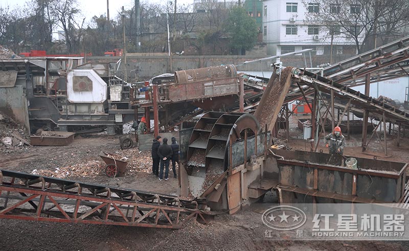 建筑垃圾處理設(shè)備加上洗砂機(jī)，效果更好