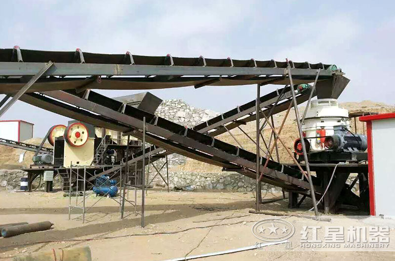 四川工業(yè)破碎機(jī)生產(chǎn)線現(xiàn)場
