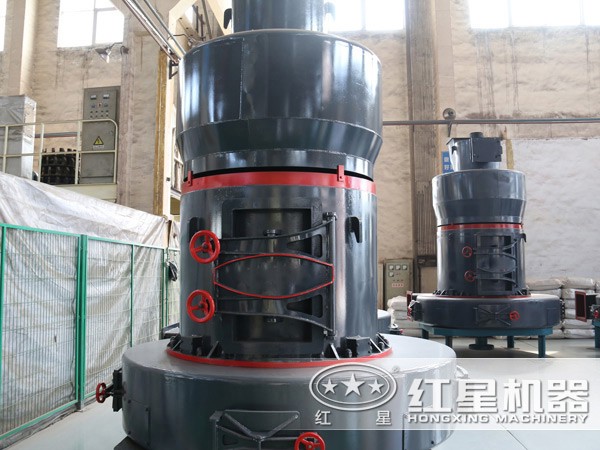 輝綠巖雷蒙磨粉機(jī)多少錢一臺(tái)？