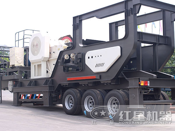 車(chē)載流動(dòng)磕石子機(jī)