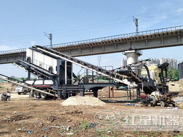 新型車載輪胎碎石機(jī)工作現(xiàn)場